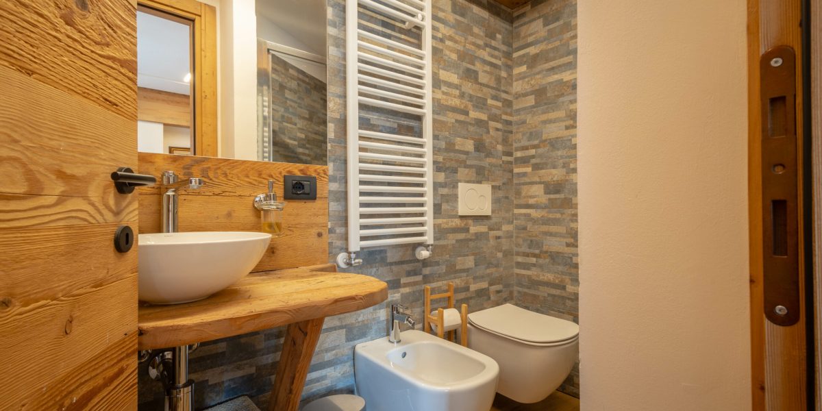 hotel cervinia on the ski slopes